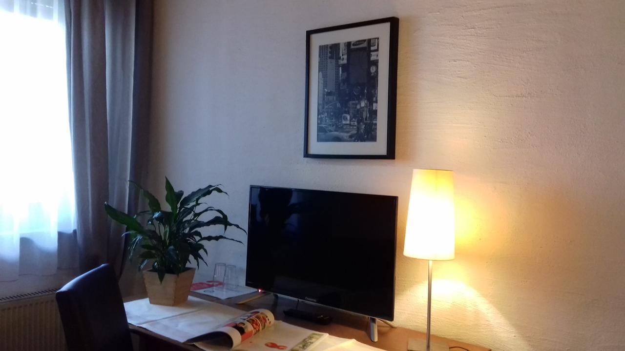 Badischer Hof Hotel มานไฮม์ ภายนอก รูปภาพ